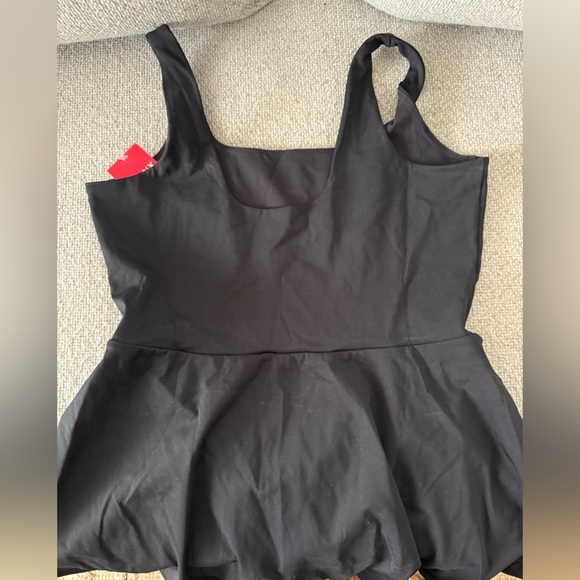 Spanx Get Moving Square neck dress, l, NWT, black - Picture 2 of 4